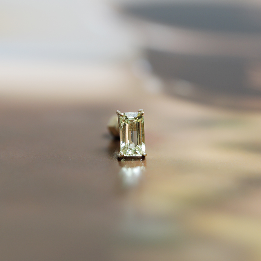 ǰ 